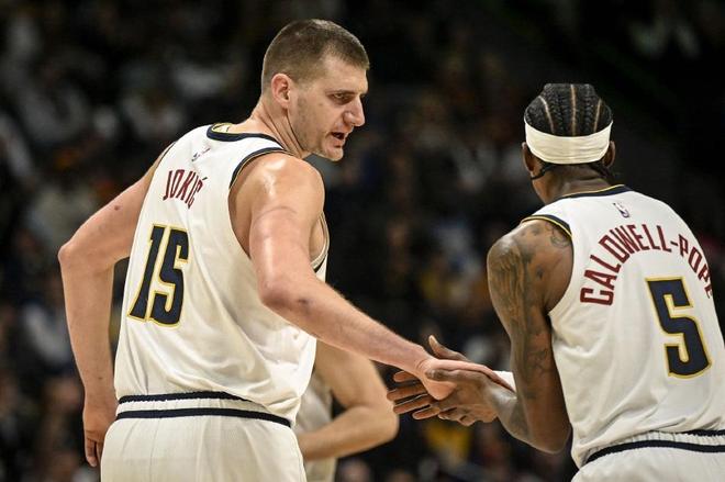 他对于两队 他对于两队